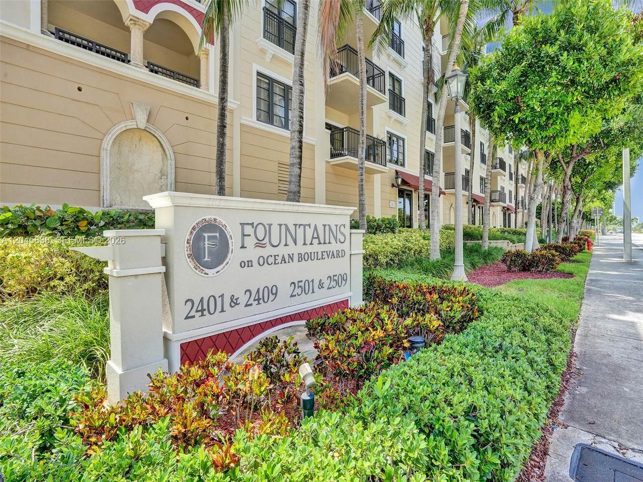 2509 Ocean Blvd - Photo 1
