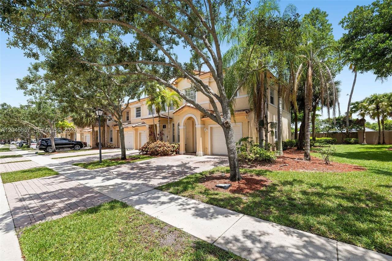 https://bt-photos.global.ssl.fastly.net/miami/1280_boomver_1_A12045857-2.jpg