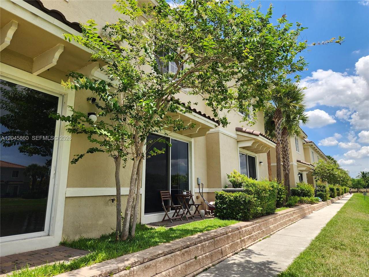 https://bt-photos.global.ssl.fastly.net/miami/1280_boomver_1_A12045860-2.jpg