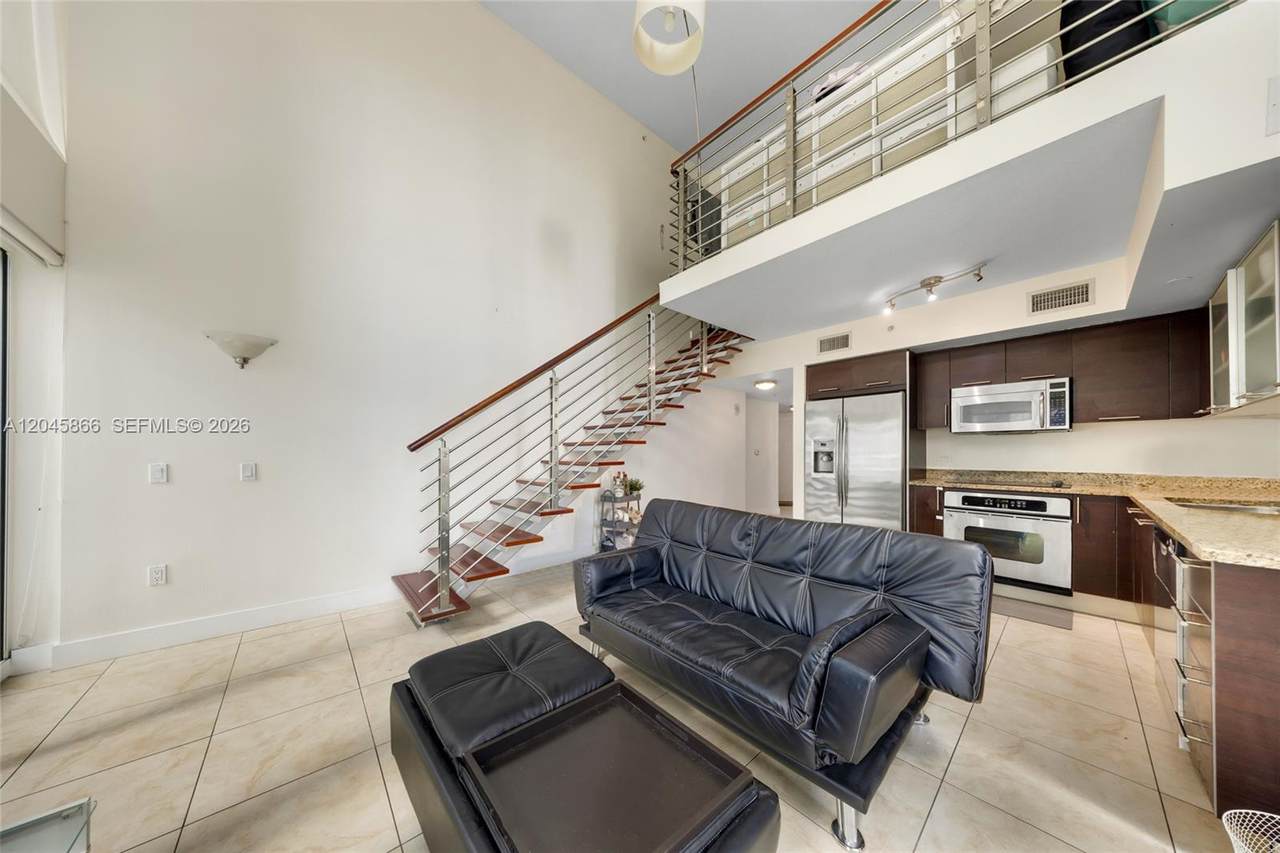 41 5th St - Photo 1