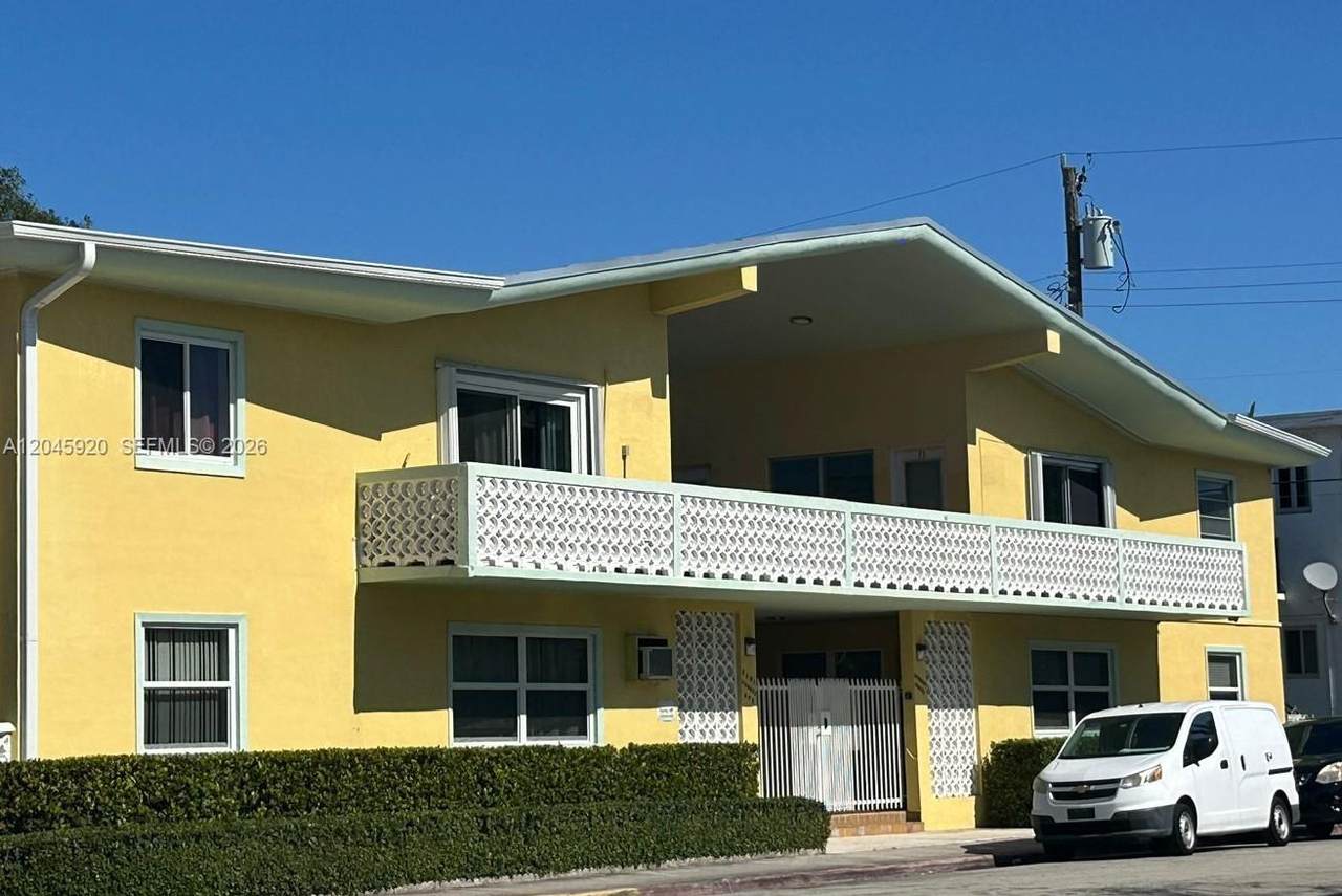 8101 Abbott Ave - Photo 1