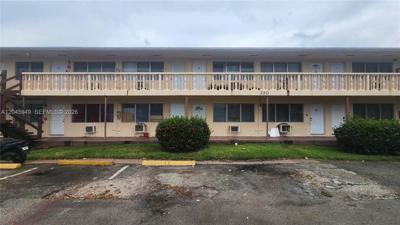 280 11th Ave - Photo 1