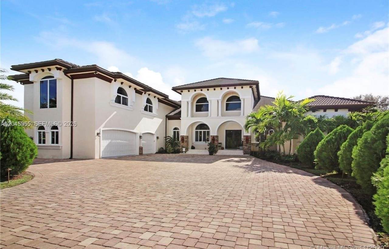 12802 Grand Oaks Dr - Photo 1