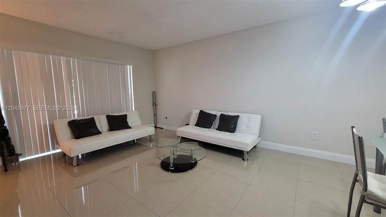 https://bt-photos.global.ssl.fastly.net/miami/1280_boomver_1_A12045977-2.jpg