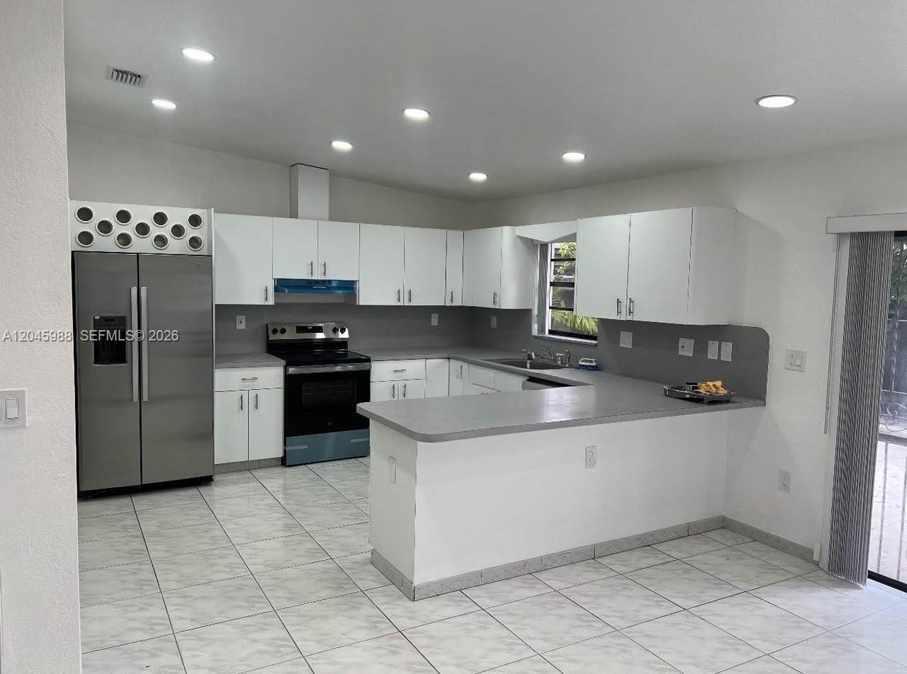 https://bt-photos.global.ssl.fastly.net/miami/1280_boomver_1_A12045988-2.jpg