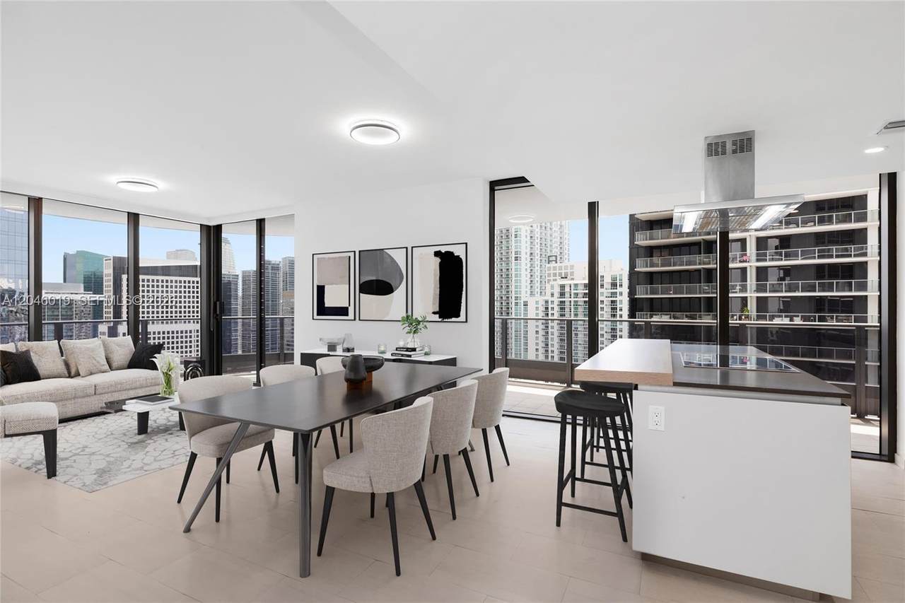 1000 Brickell Plz - Photo 1