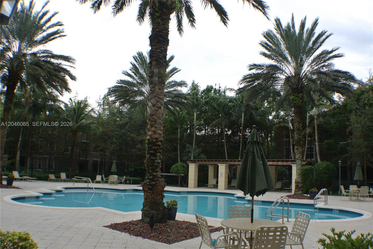 6902 Sample Rd - Photo 1