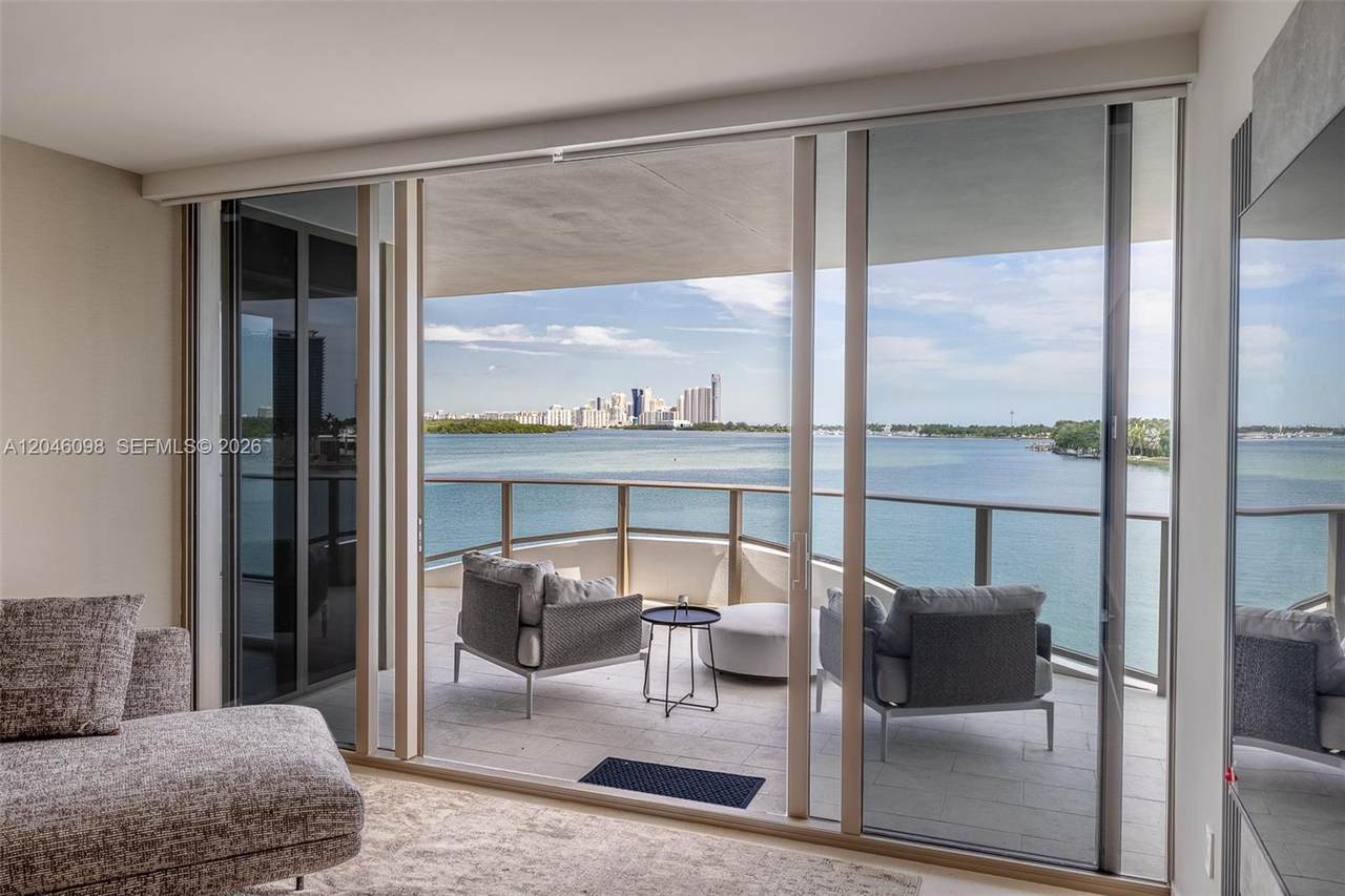 https://bt-photos.global.ssl.fastly.net/miami/1280_boomver_1_A12046098-2.jpg