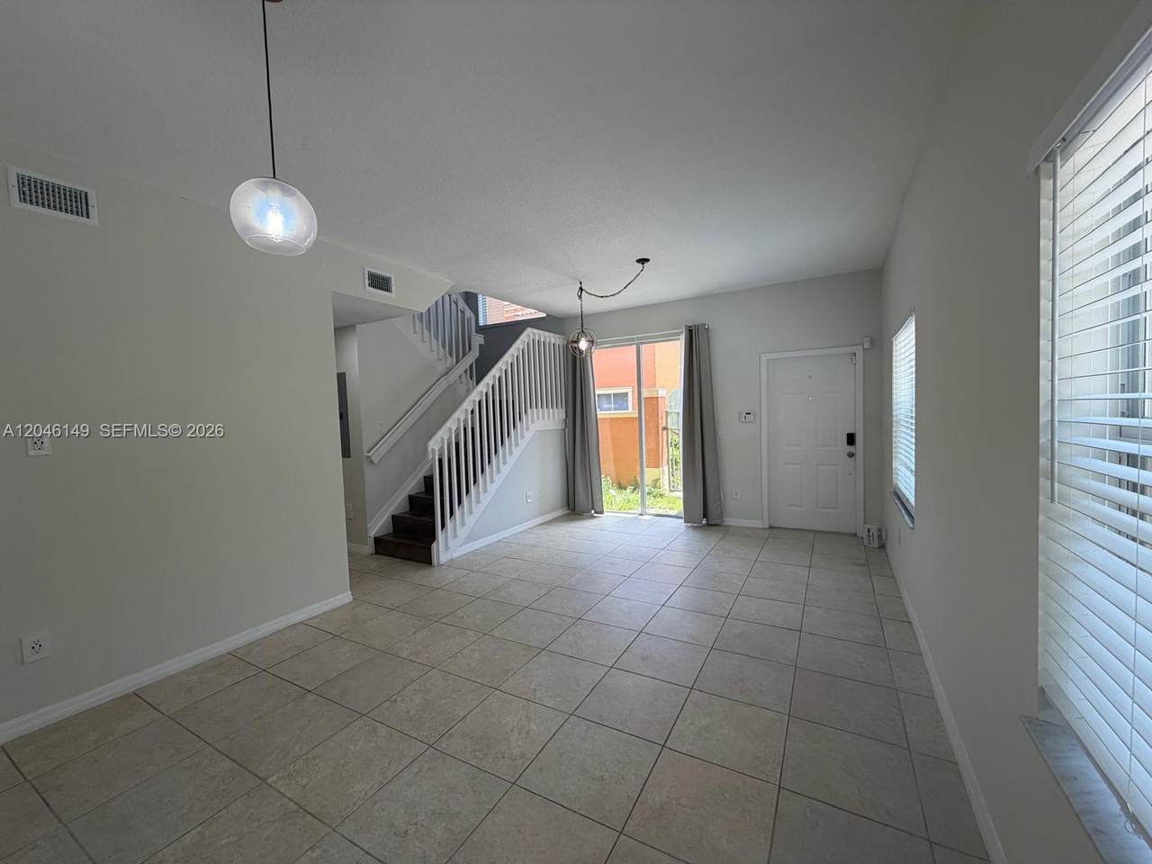 https://bt-photos.global.ssl.fastly.net/miami/1280_boomver_1_A12046149-2.jpg