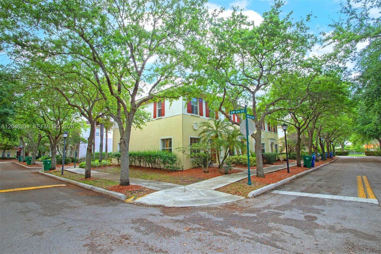 https://bt-photos.global.ssl.fastly.net/miami/1280_boomver_1_A12046204-2.jpg