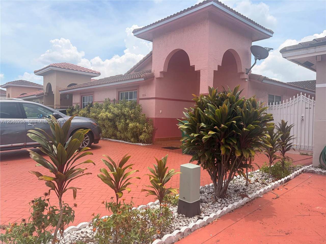 https://bt-photos.global.ssl.fastly.net/miami/1280_boomver_1_A12046294-2.jpg