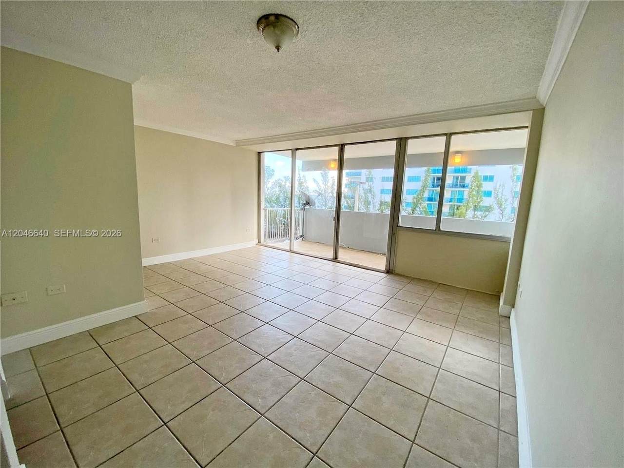https://bt-photos.global.ssl.fastly.net/miami/1280_boomver_1_A12046640-2.jpg