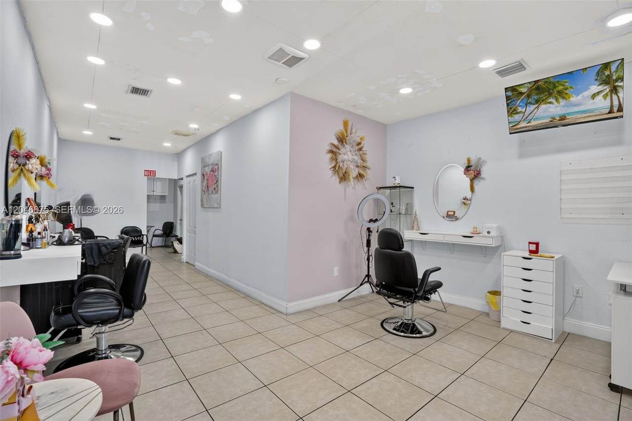 Prime Little Havana Full-Service Beauty Salon For Sale - Photo 1