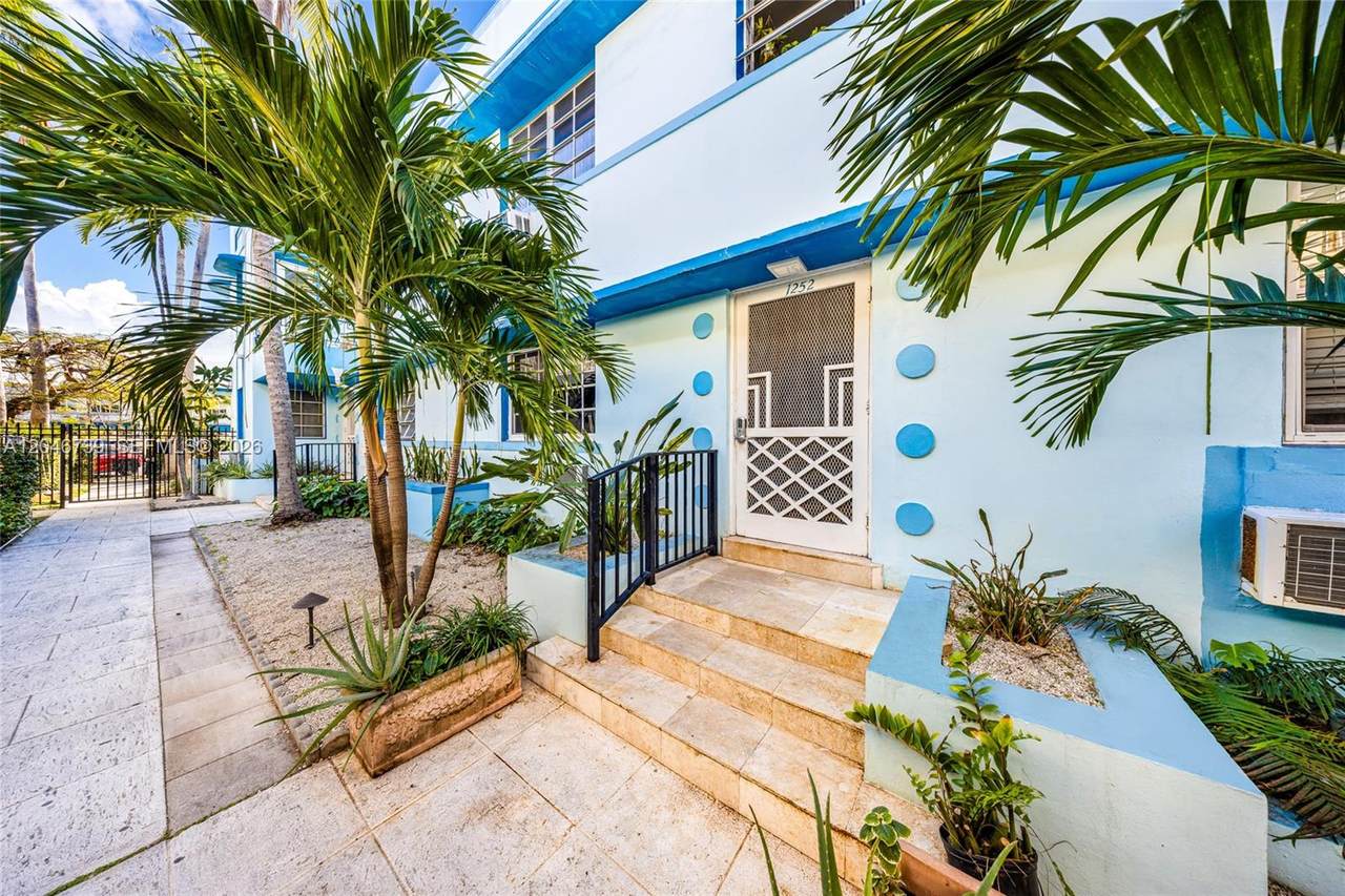 https://bt-photos.global.ssl.fastly.net/miami/1280_boomver_1_A12046739-2.jpg