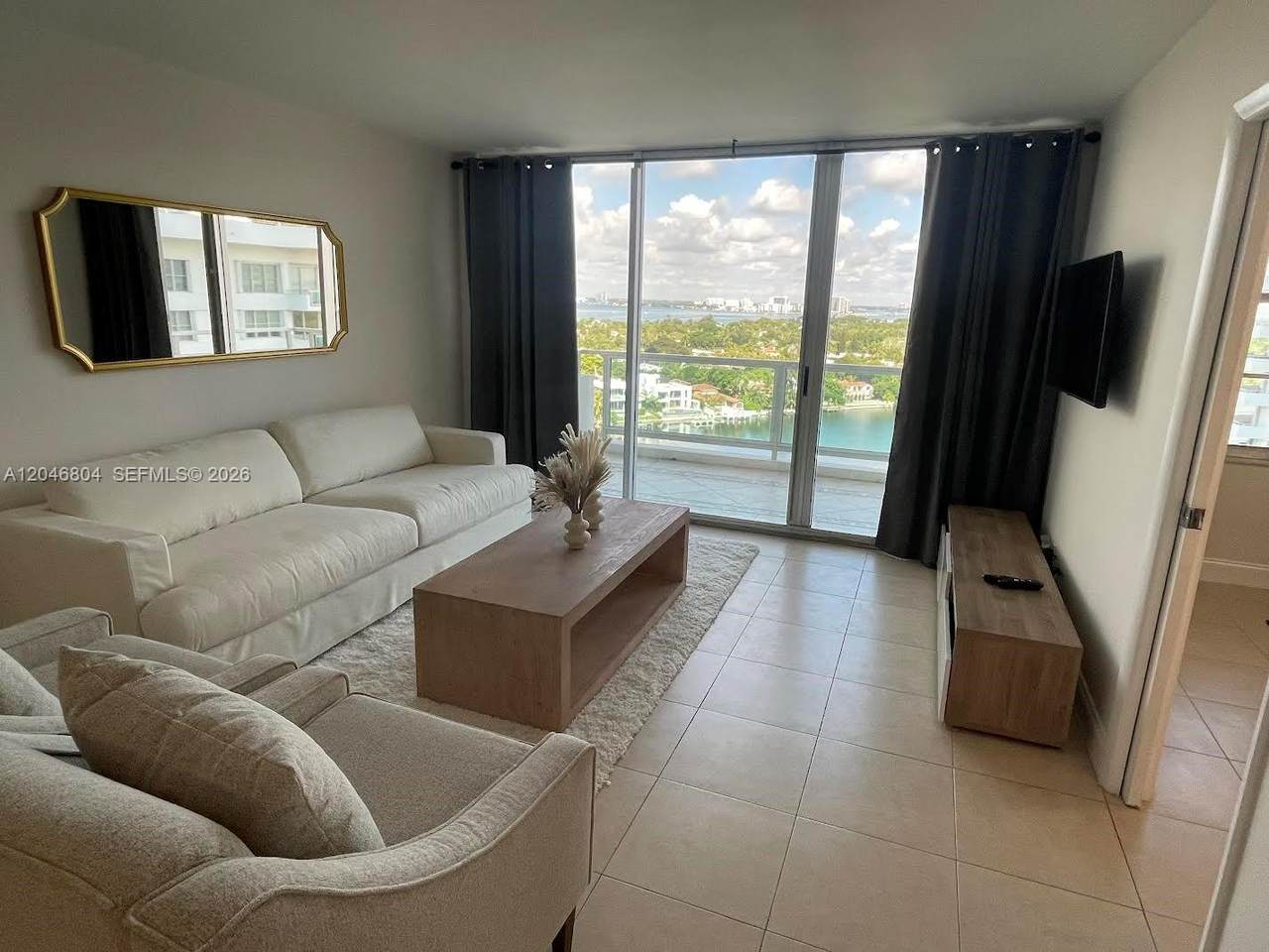 5151 Collins Ave - Photo 1