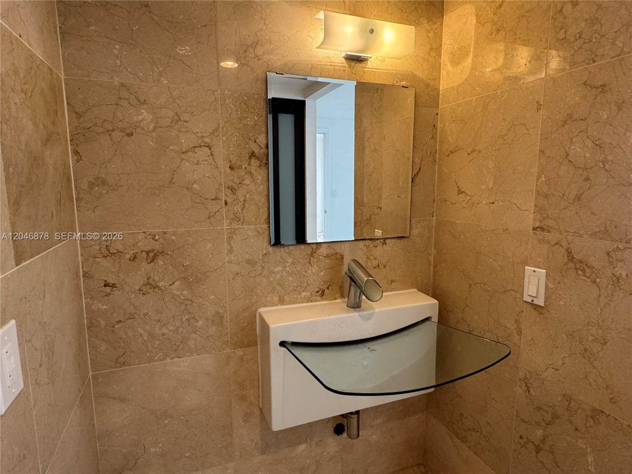https://bt-photos.global.ssl.fastly.net/miami/1280_boomver_1_A12046878-2.jpg