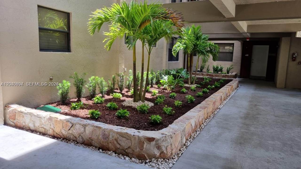 https://bt-photos.global.ssl.fastly.net/miami/1280_boomver_1_A12046897-2.jpg
