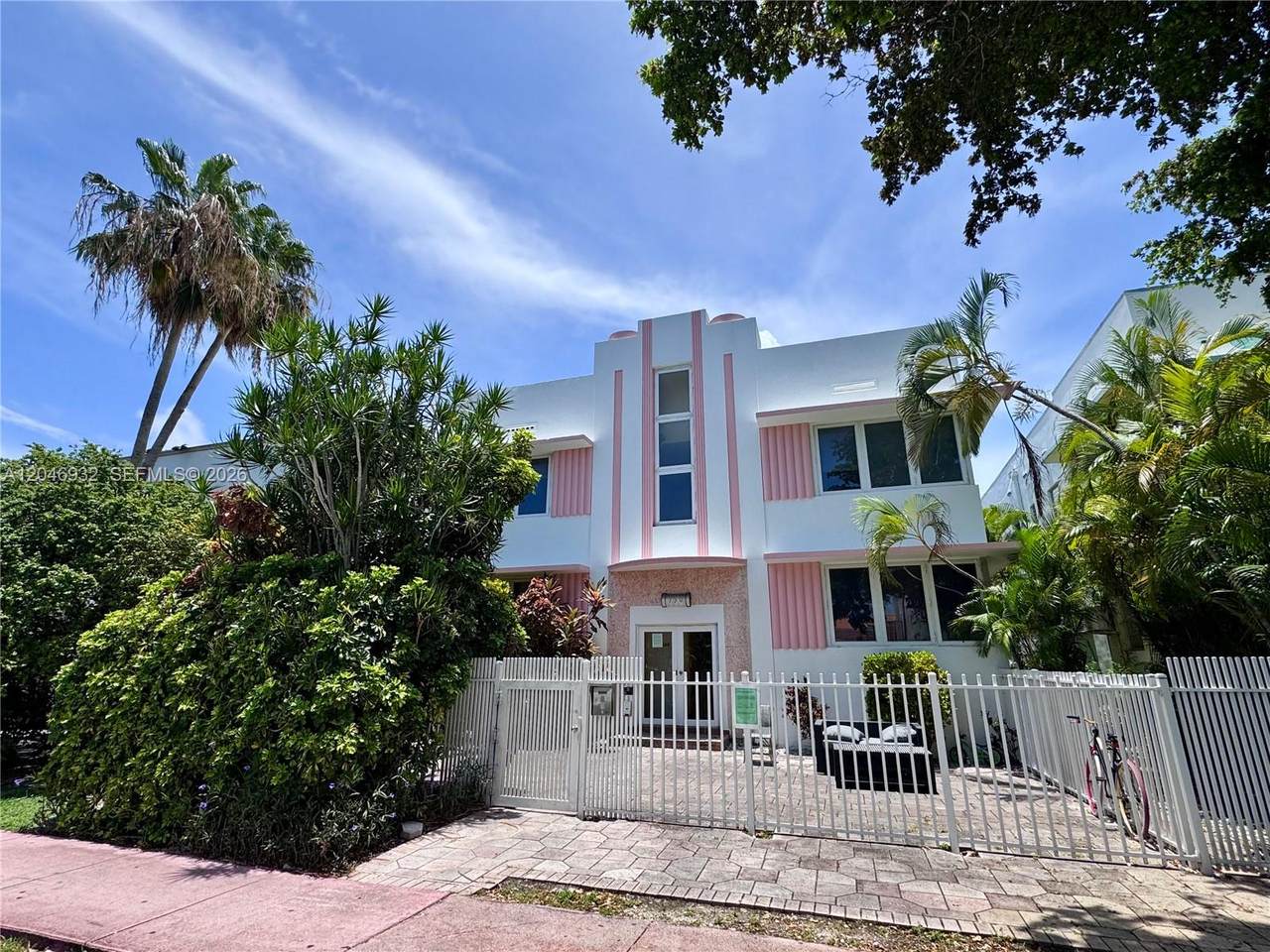 https://bt-photos.global.ssl.fastly.net/miami/1280_boomver_1_A12046932-2.jpg