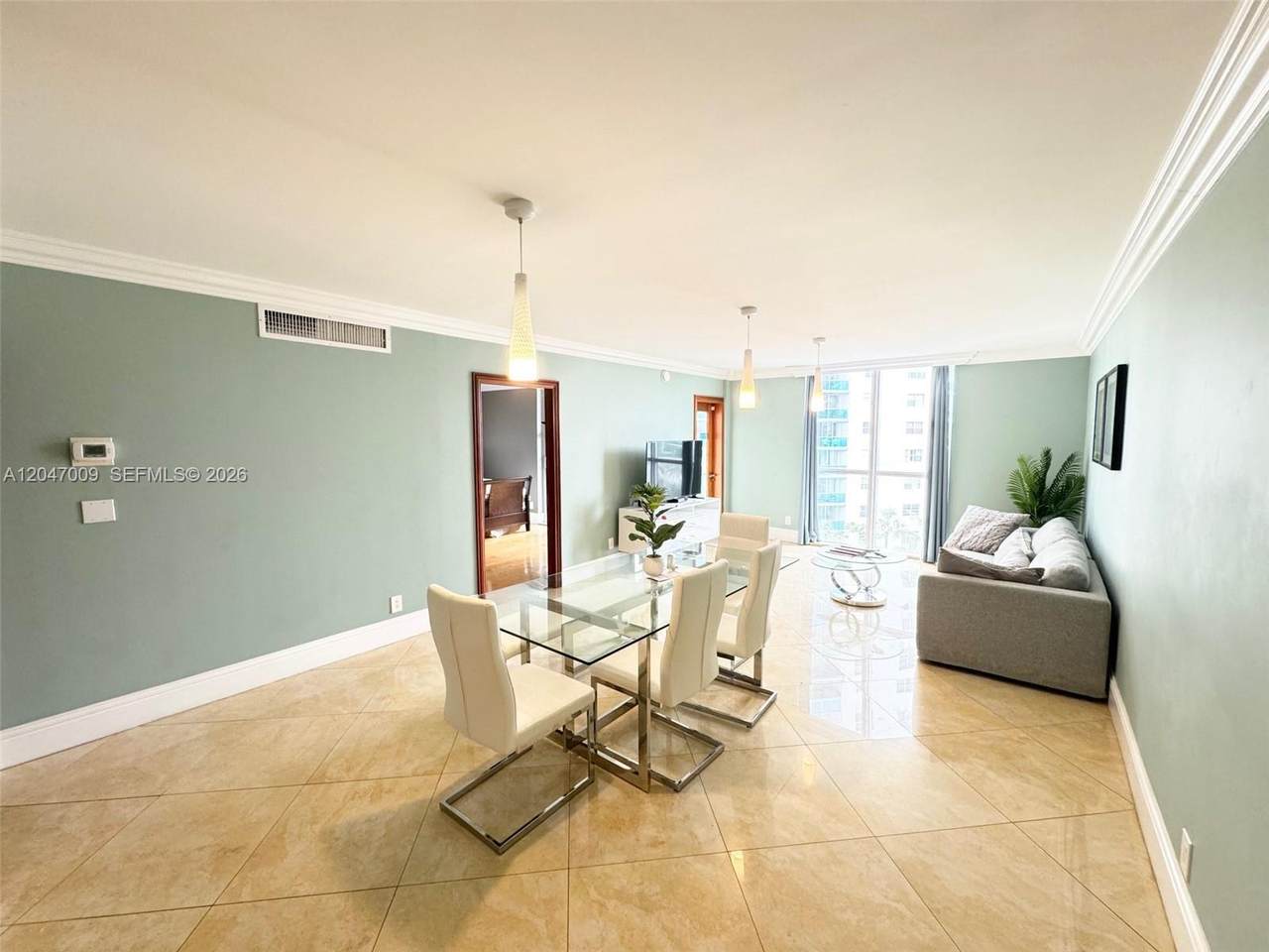 https://bt-photos.global.ssl.fastly.net/miami/1280_boomver_1_A12047009-2.jpg