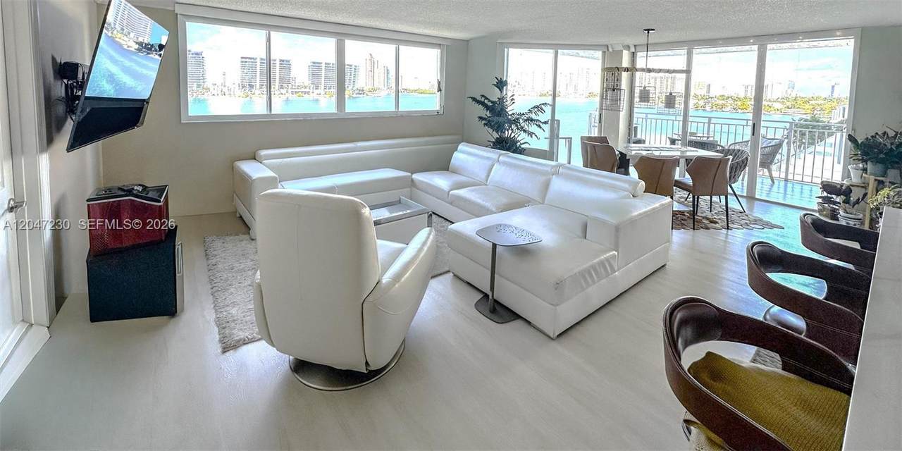 18000 Bay Rd - Photo 1