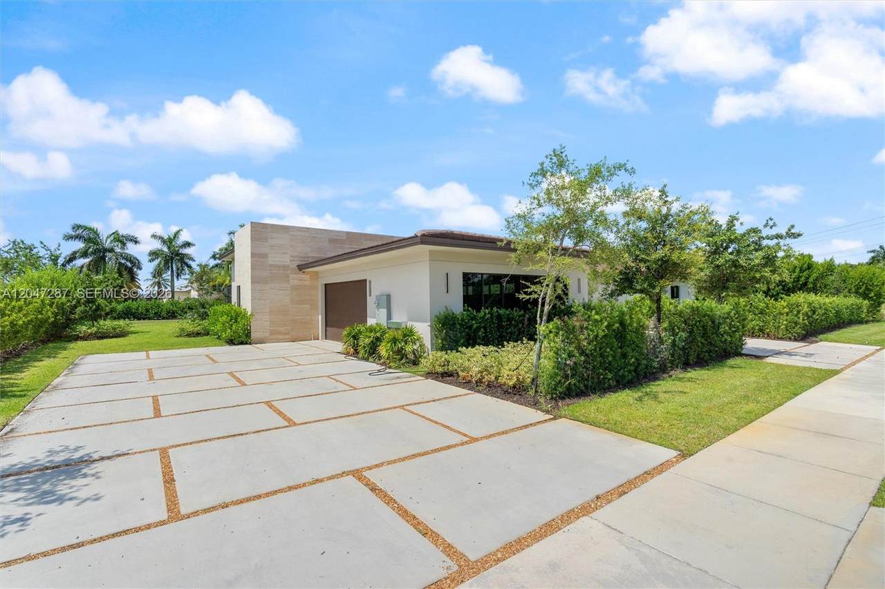 https://bt-photos.global.ssl.fastly.net/miami/1280_boomver_1_A12047287-2.jpg