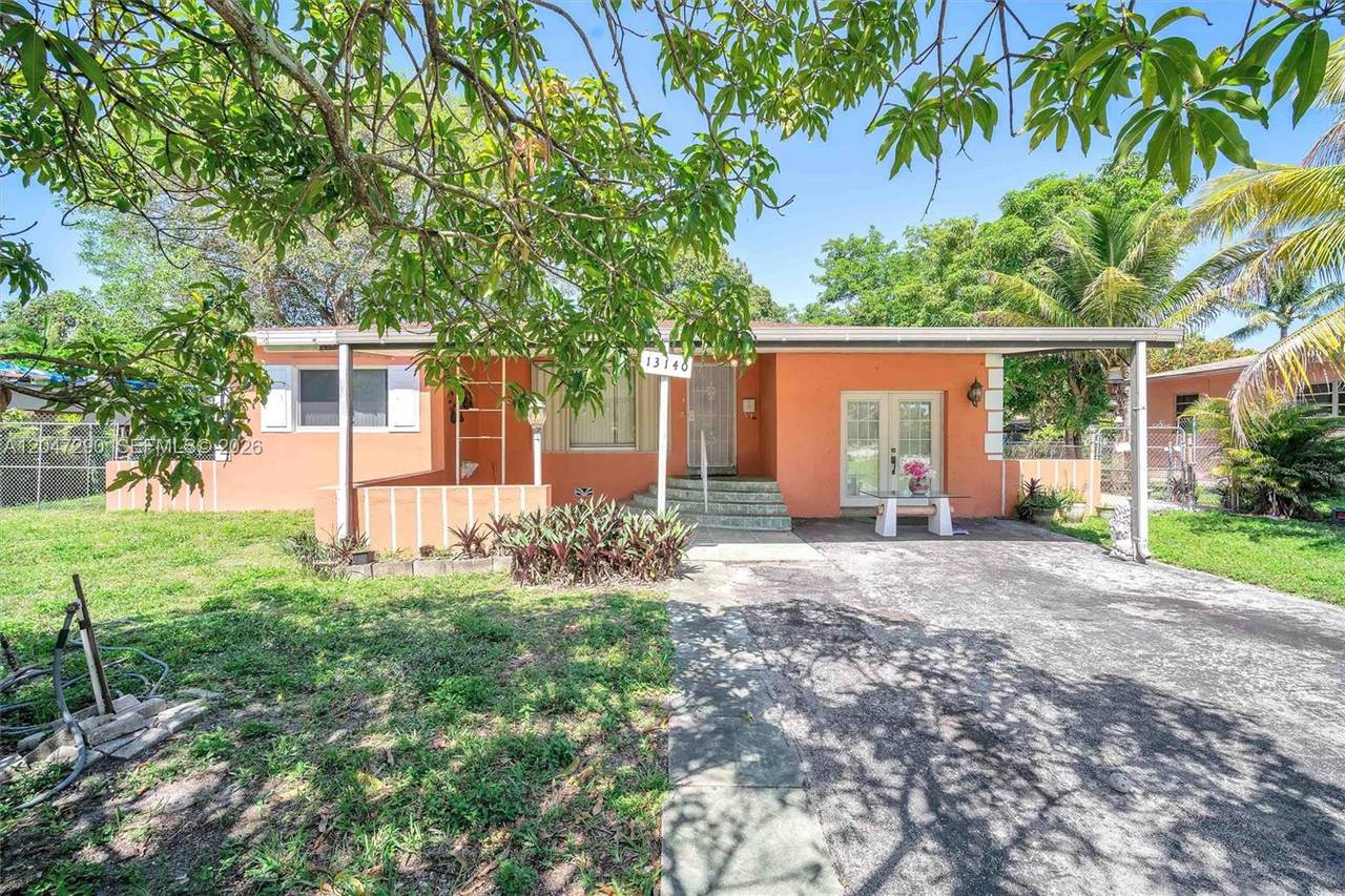 13140 Miami Ave - Photo 1