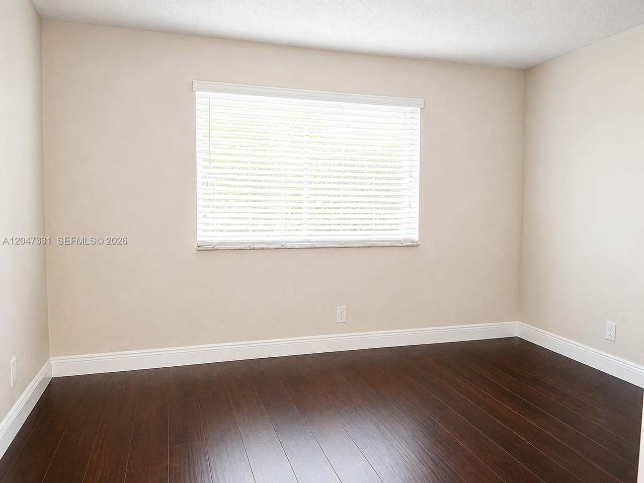 https://bt-photos.global.ssl.fastly.net/miami/1280_boomver_1_A12047331-2.jpg