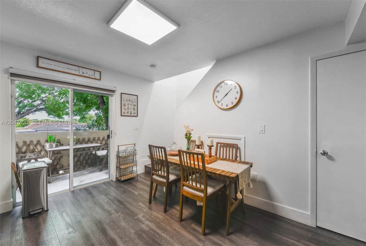 14901 82nd Ter - Photo 1
