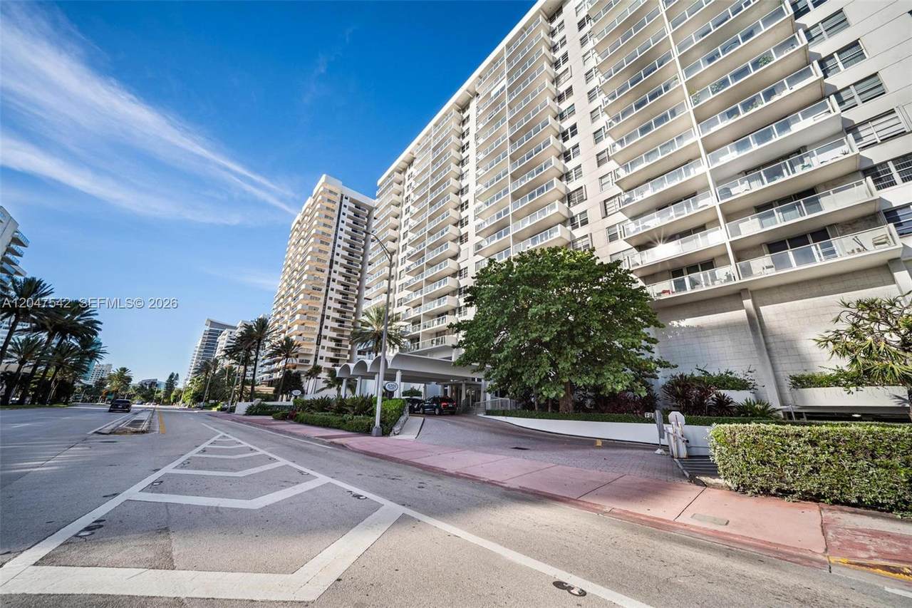 5701 Collins Ave - Photo 1