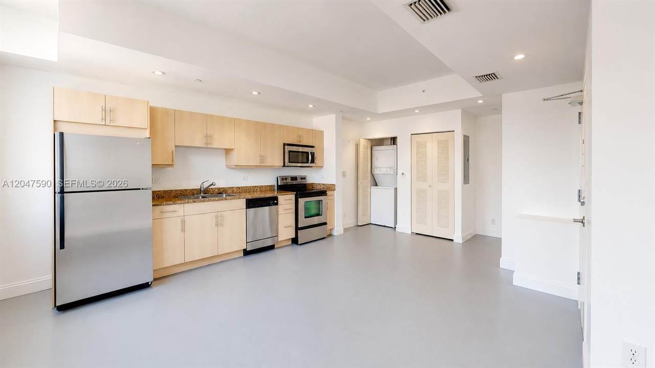 111 Flagler St - Photo 1