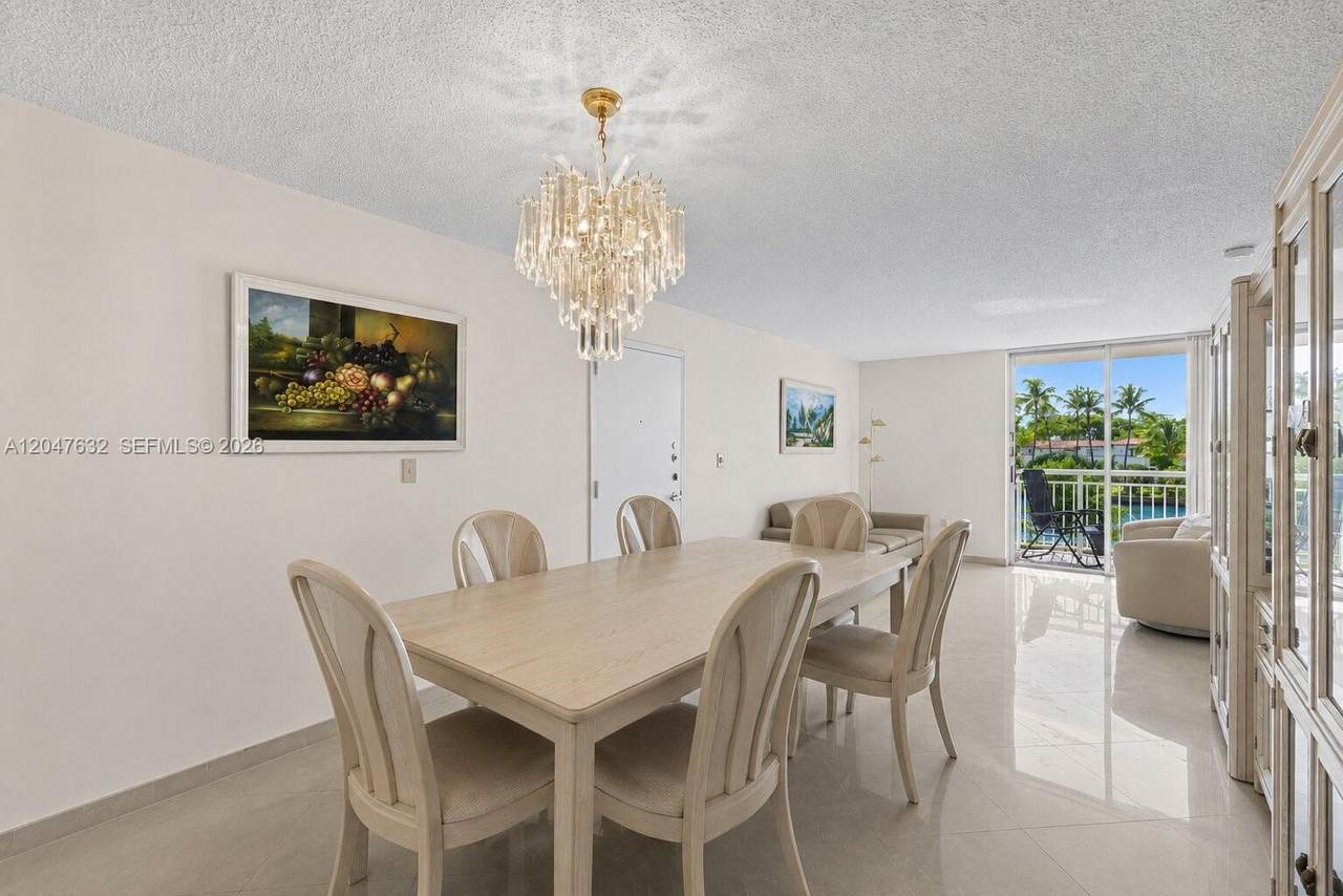 3901 Indian Creek Dr - Photo 1