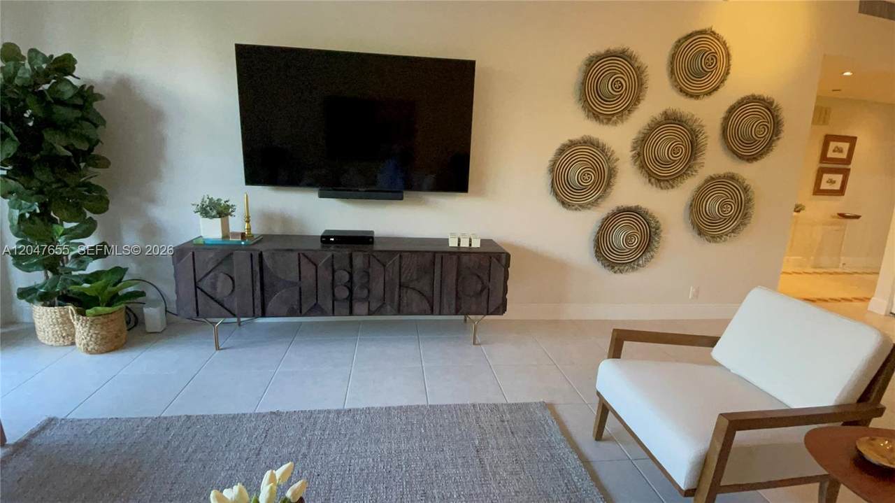 https://bt-photos.global.ssl.fastly.net/miami/1280_boomver_1_A12047655-2.jpg