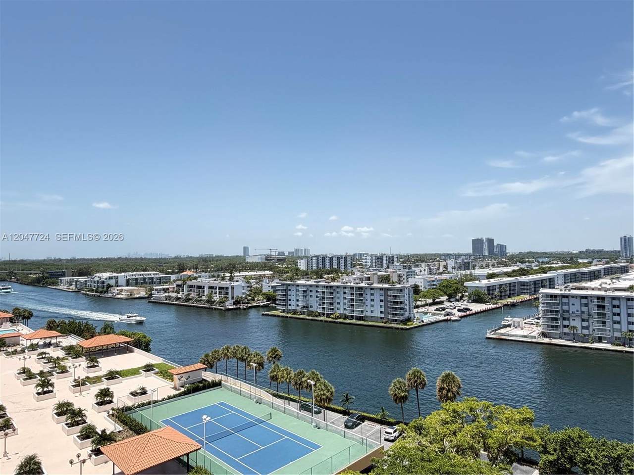 https://bt-photos.global.ssl.fastly.net/miami/orig_boomver_1_A12047724-2.jpg