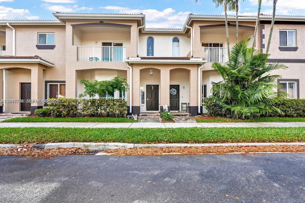 https://bt-photos.global.ssl.fastly.net/miami/1280_boomver_1_A12047774-2.jpg