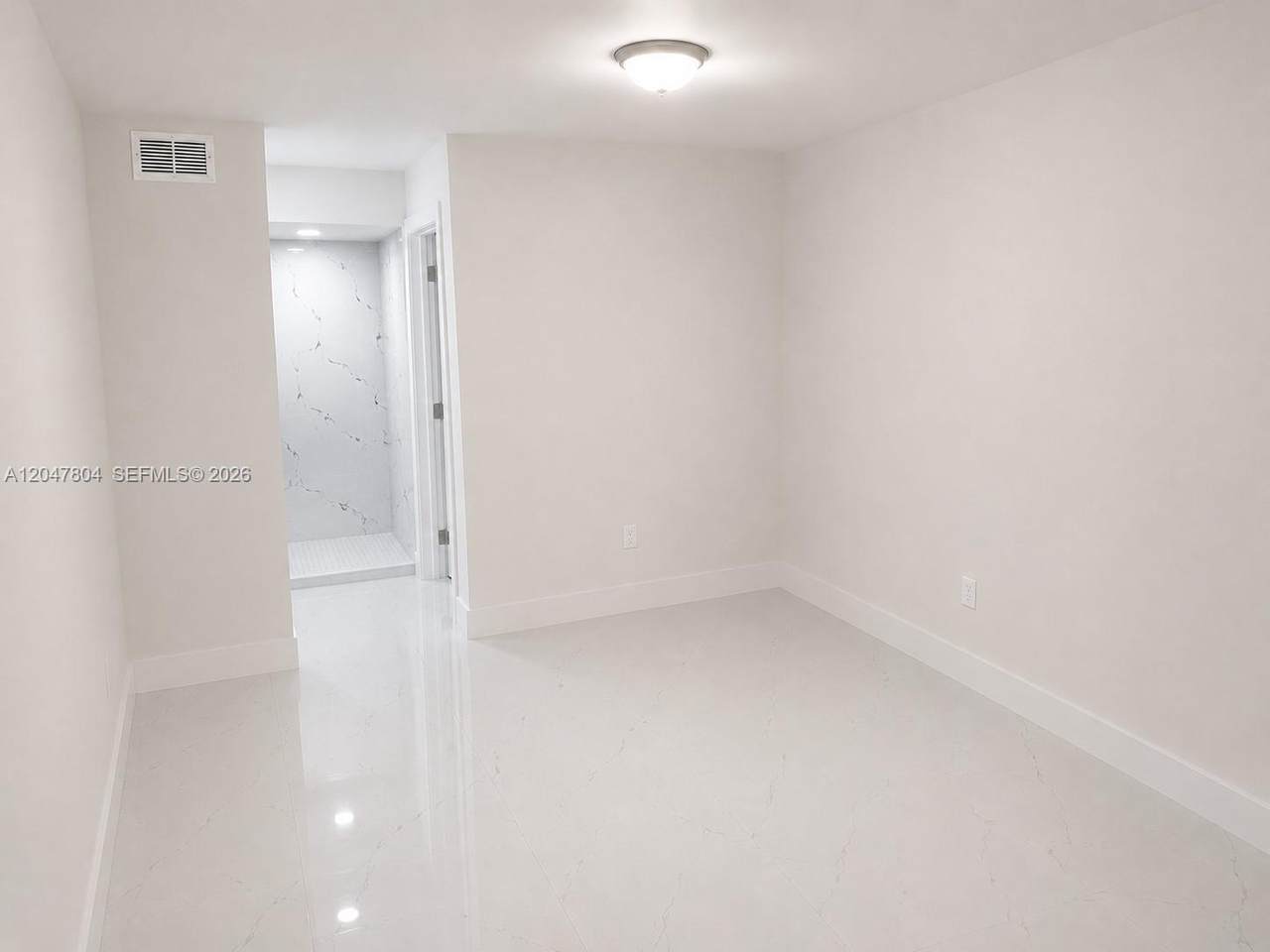 https://bt-photos.global.ssl.fastly.net/miami/orig_boomver_1_A12047804-2.jpg