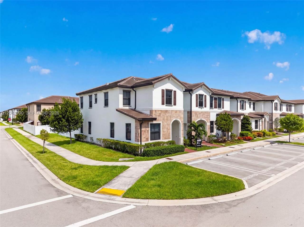 10908 32nd Ln - Photo 1