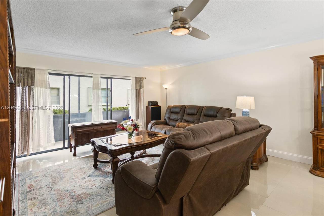 https://bt-photos.global.ssl.fastly.net/miami/1280_boomver_1_A12048066-2.jpg