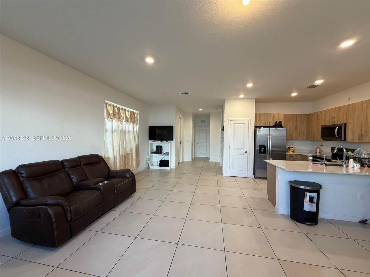 https://bt-photos.global.ssl.fastly.net/miami/1280_boomver_1_A12048128-2.jpg