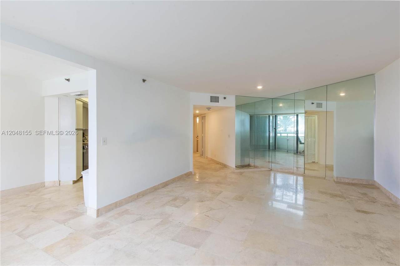 https://bt-photos.global.ssl.fastly.net/miami/1280_boomver_1_A12048155-2.jpg