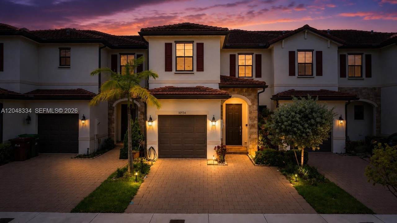10934 33rd Way - Photo 1
