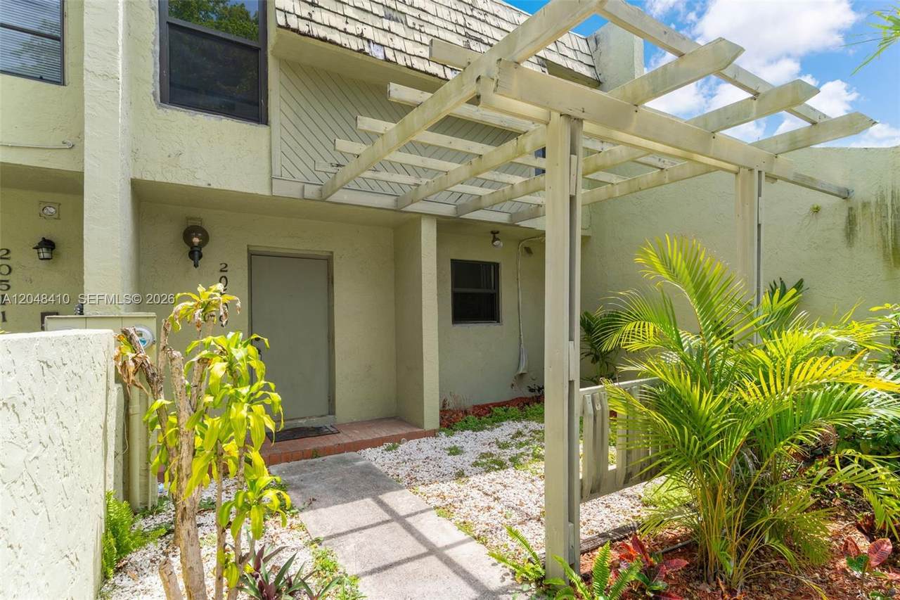 https://bt-photos.global.ssl.fastly.net/miami/1280_boomver_1_A12048410-2.jpg