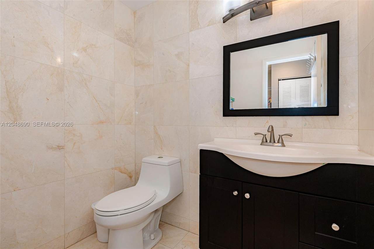 https://bt-photos.global.ssl.fastly.net/miami/1280_boomver_1_A12048690-2.jpg