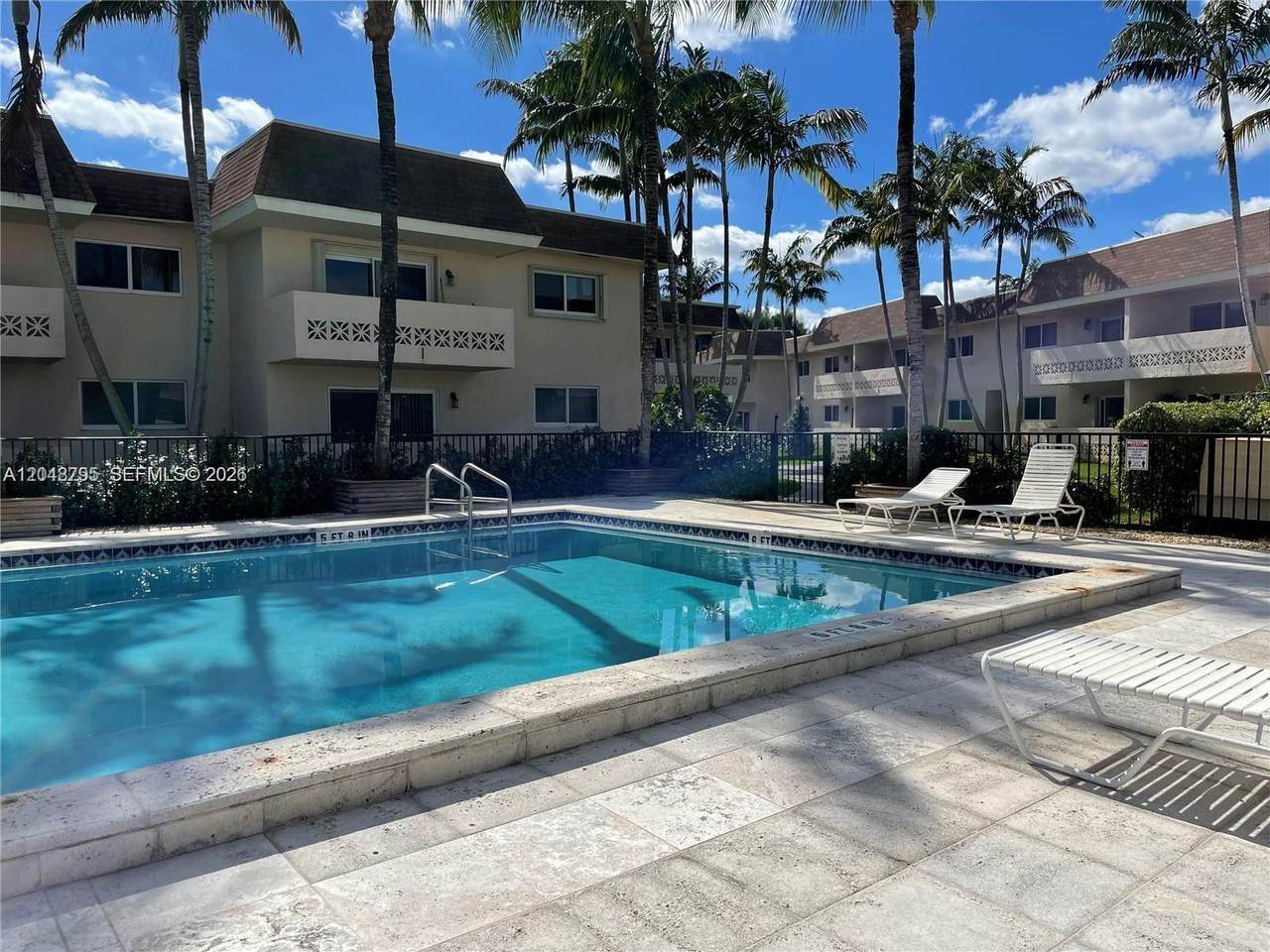 https://bt-photos.global.ssl.fastly.net/miami/1280_boomver_1_A12048795-2.jpg