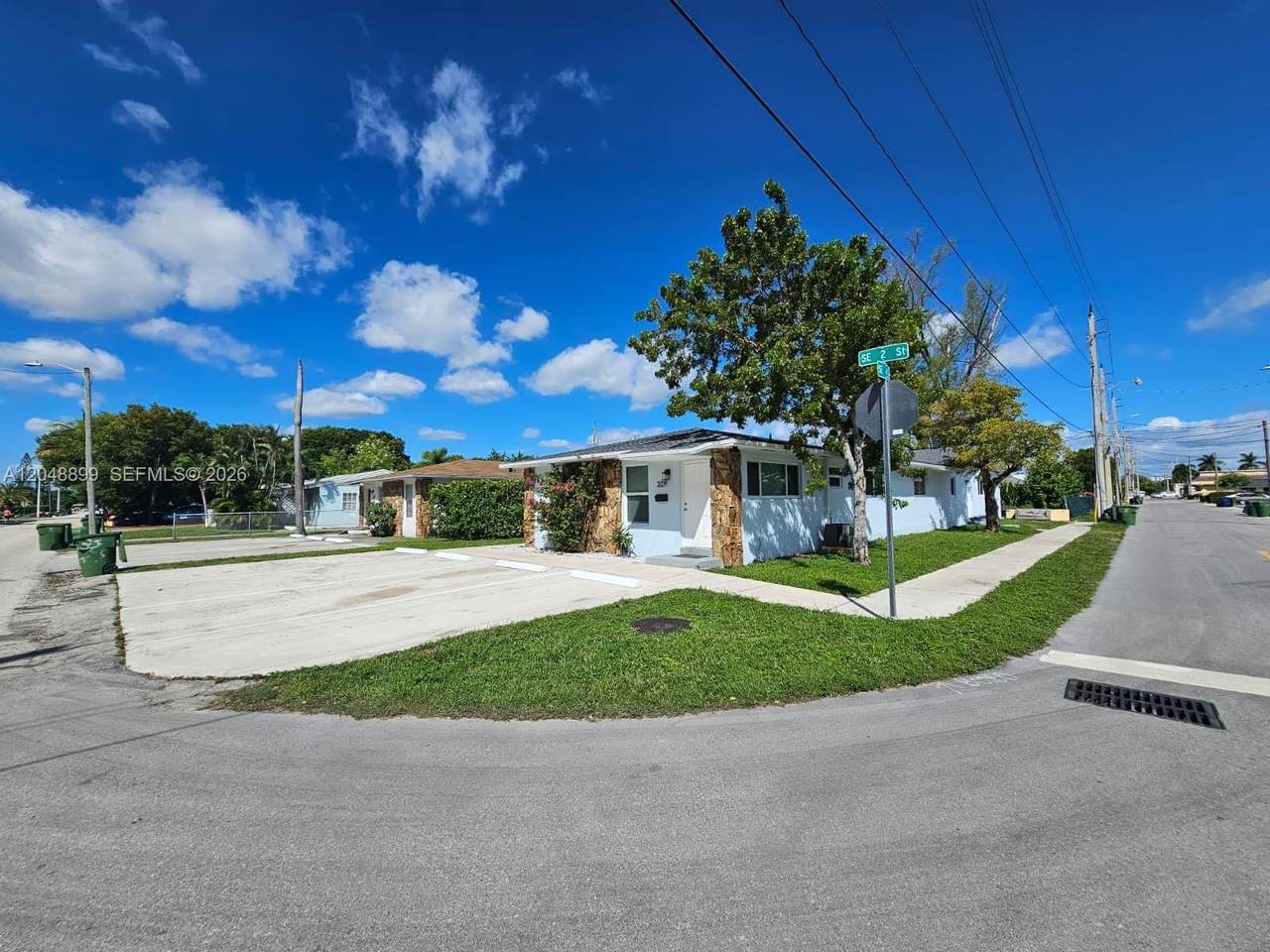 329 2nd St - Photo 1