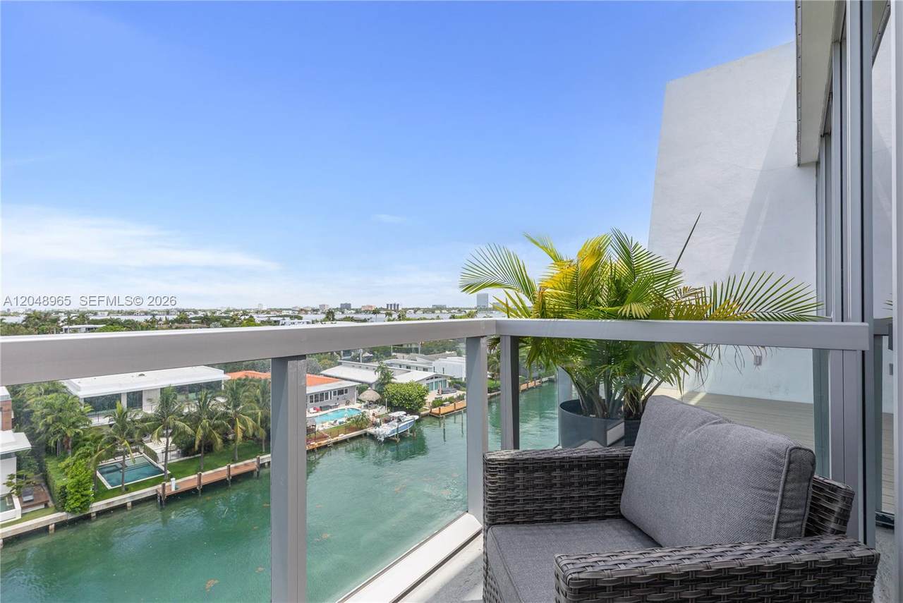 https://bt-photos.global.ssl.fastly.net/miami/1280_boomver_1_A12048965-2.jpg