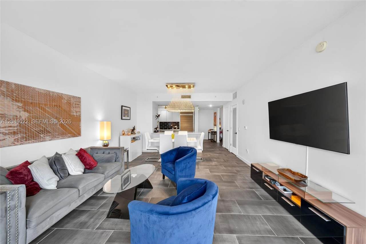 1100 Miami Ave - Photo 1