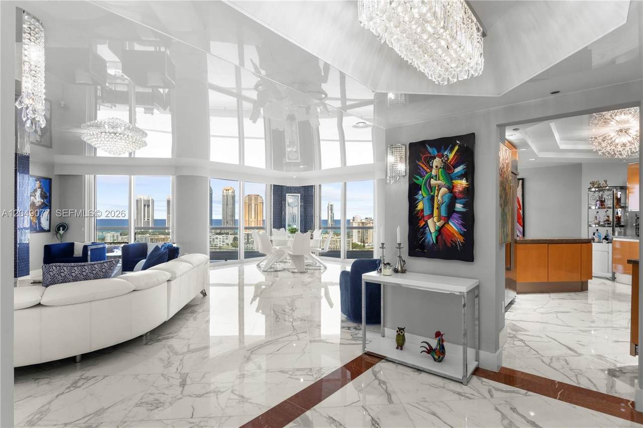 2600 Island Blvd - Photo 1