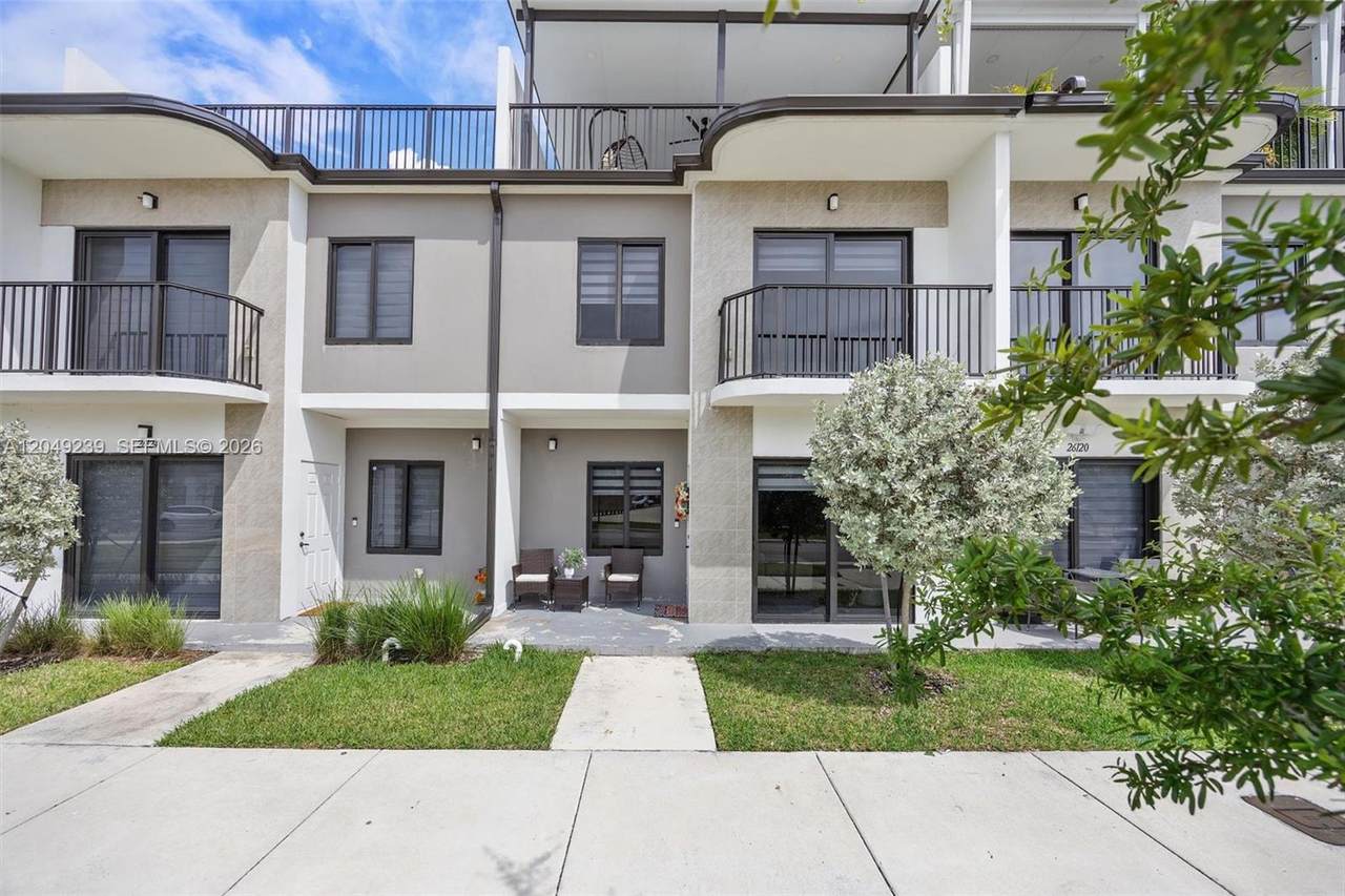26122 146th Ave - Photo 1