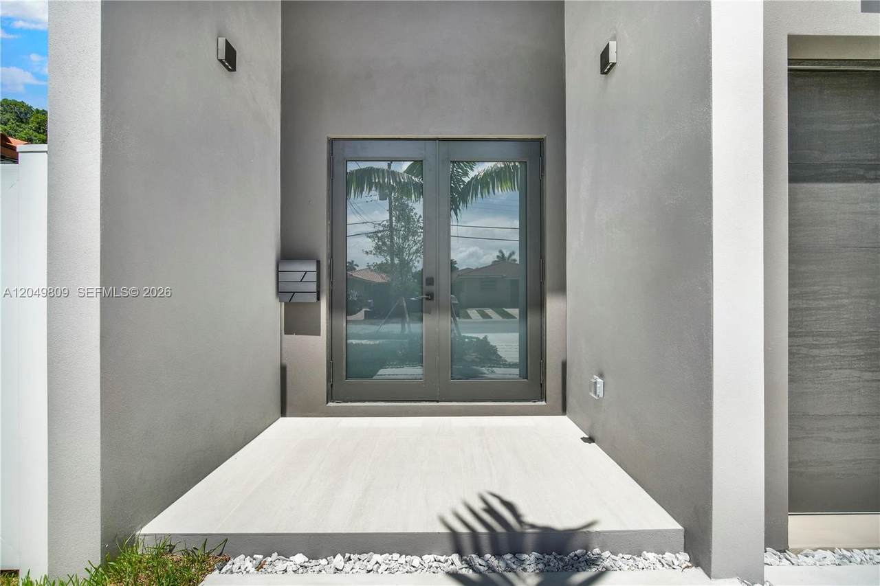 https://bt-photos.global.ssl.fastly.net/miami/1280_boomver_1_A12049809-2.jpg