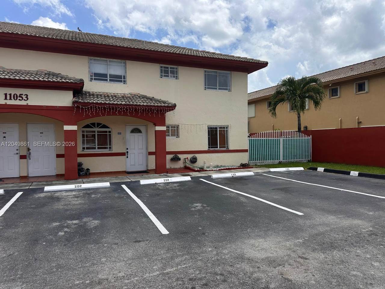 https://bt-photos.global.ssl.fastly.net/miami/1280_boomver_1_A12049861-2.jpg
